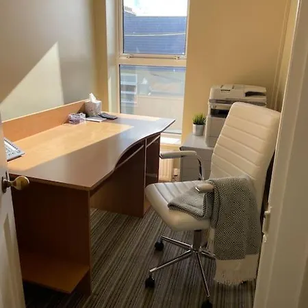 Charming House On Taylors Hill With Free Parking Villa *