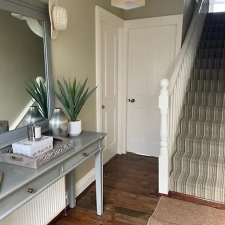 Charming House On Taylors Hill With Free Parking Galway