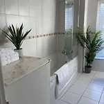 Charming House On Taylors Hill With Free Parking Vila Galway