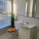 Charming House On Taylors Hill With Free Parking *