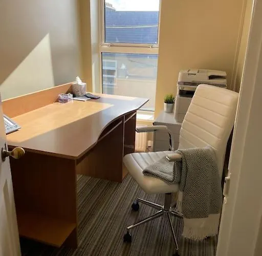 Charming House On Taylors Hill With Free Parking Villa *