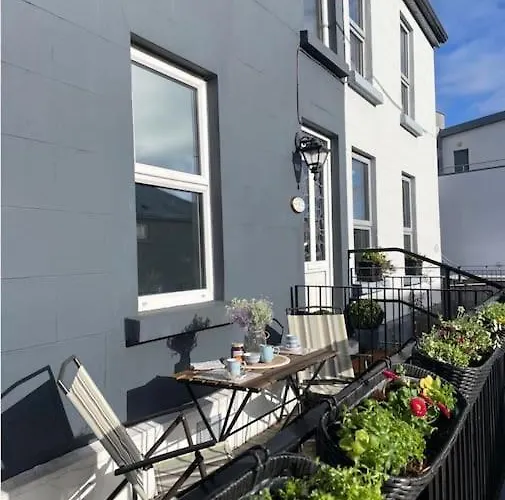 Charming House On Taylors Hill With Free Parking * Galway