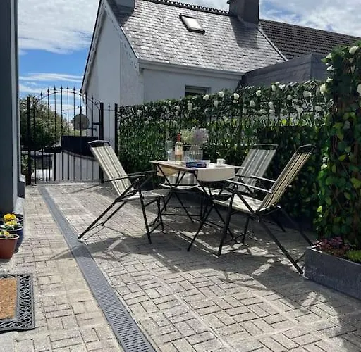 Villa Charming House On Taylors Hill With Free Parking *